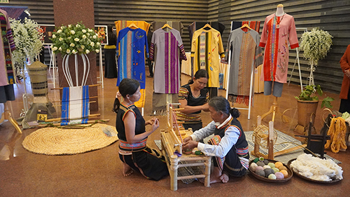 Khai mạc triển lãm cuộc thi ảnh đẹp du lịch Kon Tum