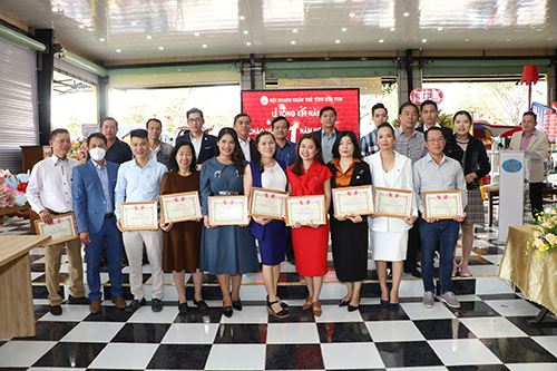 Kon Tum: Tổng kết công tác Hội và kỷ niệm 1 năm ngày thành lập Hội doanh nhân trẻ tỉnh Kon Tum (15/12/2020-15/12/2021)