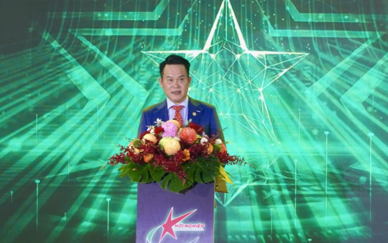 Vinh danh TOP10 và TOP100 doanh nhân trẻ khởi nghiệp xuất sắc 2024